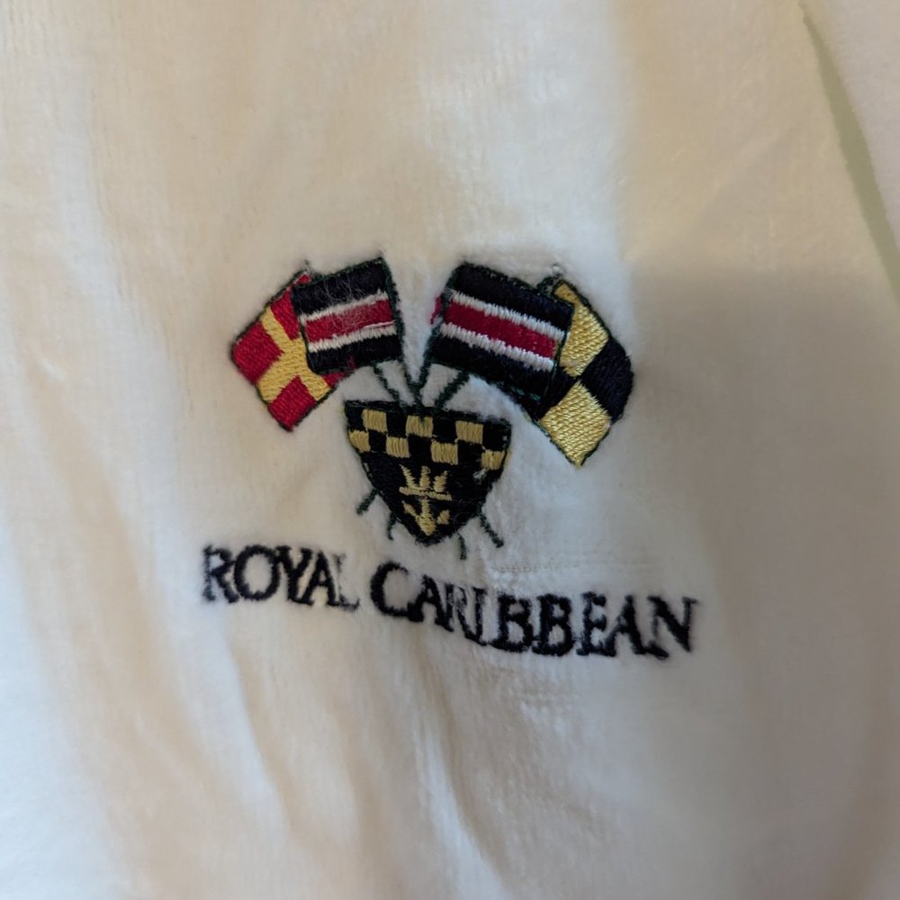 NWT Plush White Royal Caribbean Spa Robe - Vintage - Picture 3 of 7